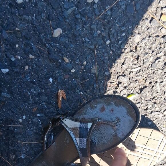 AUTHENTIC BURBERRY Plaid Women's Flats Sandals Size 39 - Picture 6 of 6